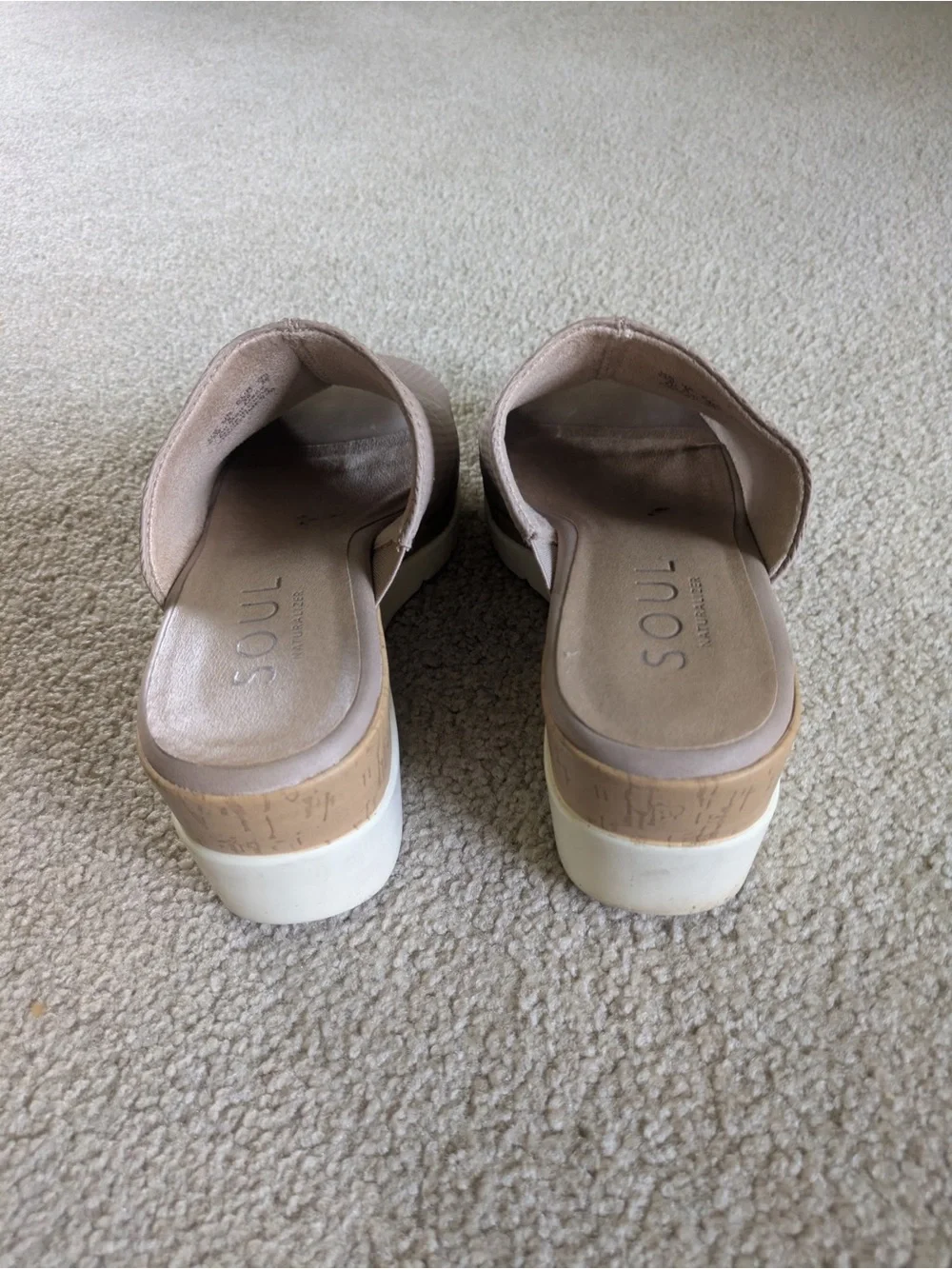 Soul Naturalizer taupe wedge